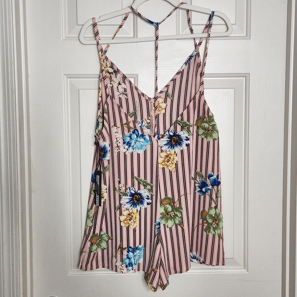 NWT Urban Concepts Romper Pink Striped Floral Size Small - Picture 2 of 6